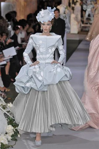 Look 11